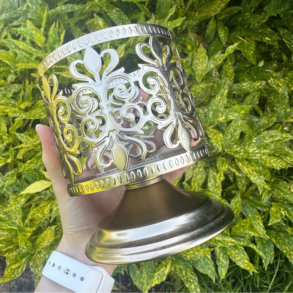 Bath & Body Works Gold Ornate Pedestal 3 Wick Candle Holder Decorative Home